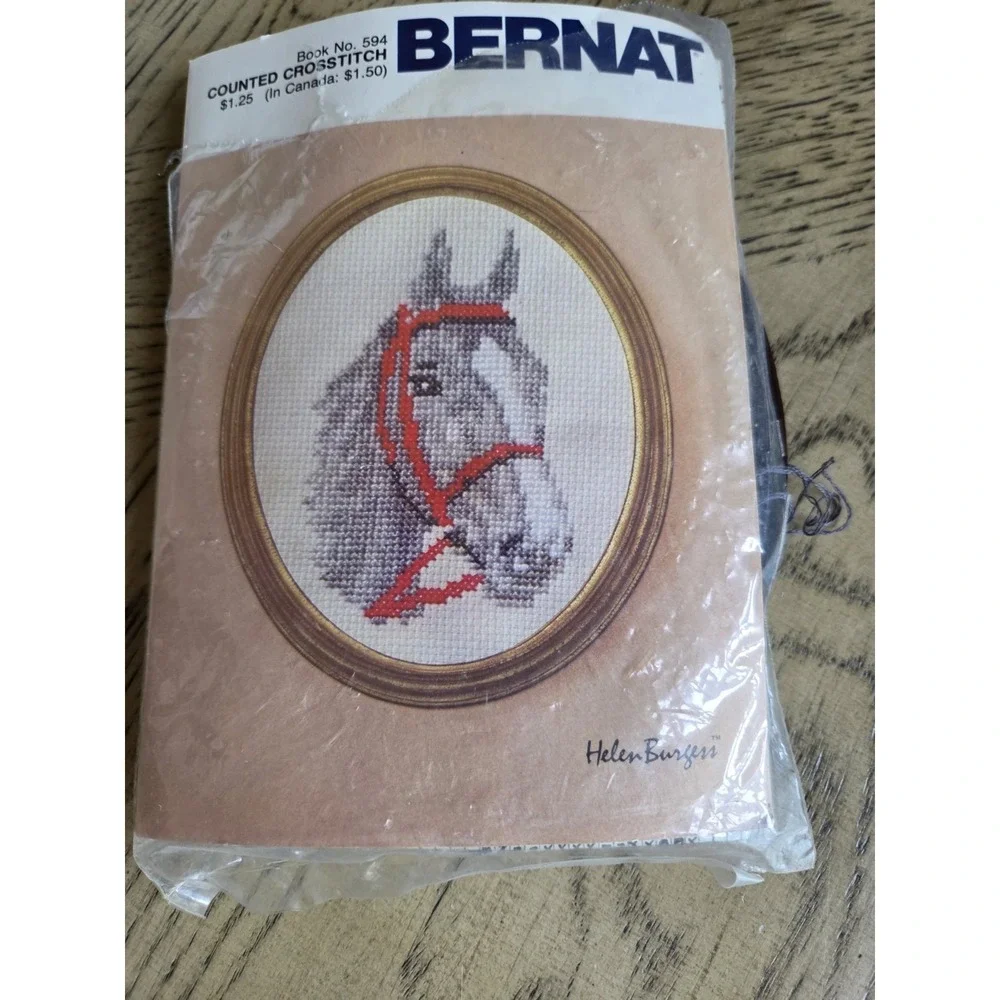 Bernat Counted Cross Stitch Kit Vintage Gray Horse NOS New Horse Crossstitch